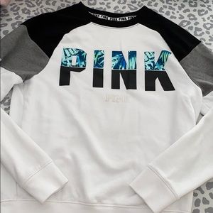 VS PINK Sweatshirt